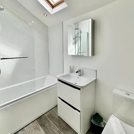 Bluebridge Cluster Apartment York