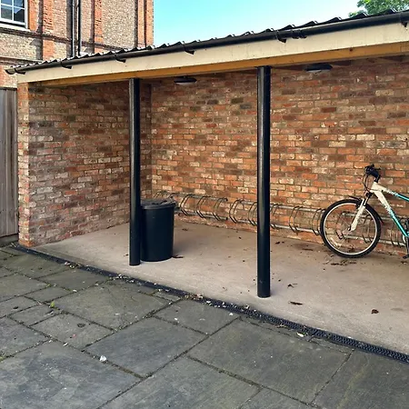 Bluebridge Cluster アパート *